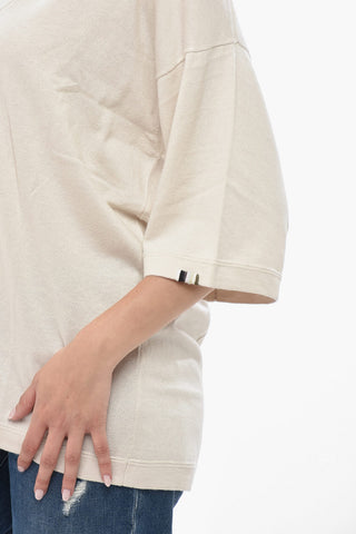 Maglia in Puro Cashmere con Collo a V e Maniche Corte