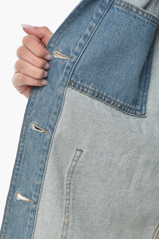 Utility-Jeansjacke Mit Logoknöpfen