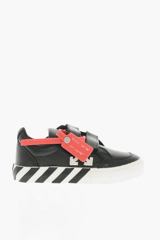 Sneakers Basse in Pelle Martellata con Chiusura a Strappo