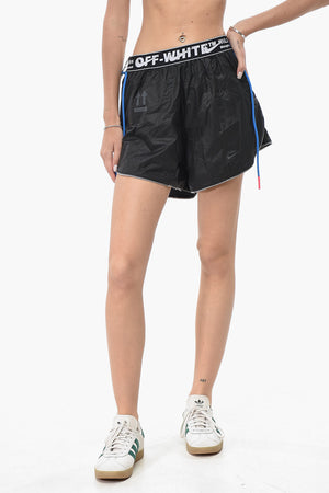 NIKE Shorts aus Nylon mit gebrandetem Elastikband