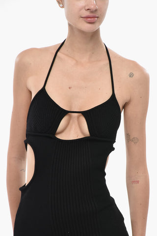 Cut-out-Etuikleid aus Strick mit seitlichem Schlitz