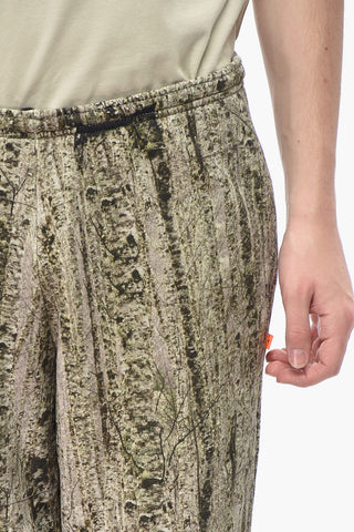 Joggers in Cotone Garzato con Motivo Camouflage