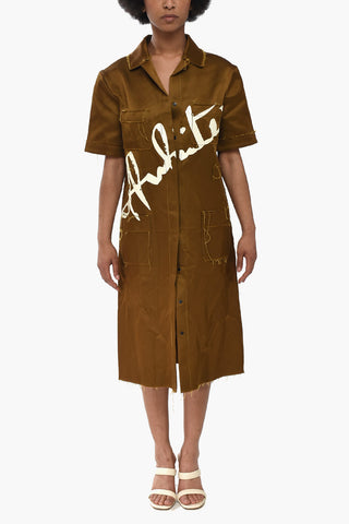 Satin-Chemisier mit Logoprint und rohen Schnittkanten
