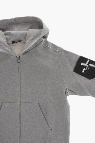 Baumwoll-Sweatshirt mit Ledertasche am Ärmel