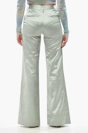 Flared-Fit-Hose aus Satin-Bouclé mit Knöchelschlitzen