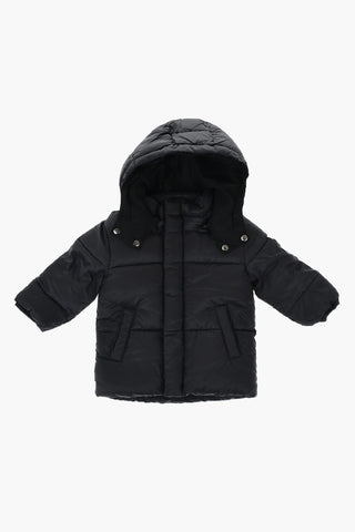 Gepolsterte Jacke mit abnehmbarer Kapuze