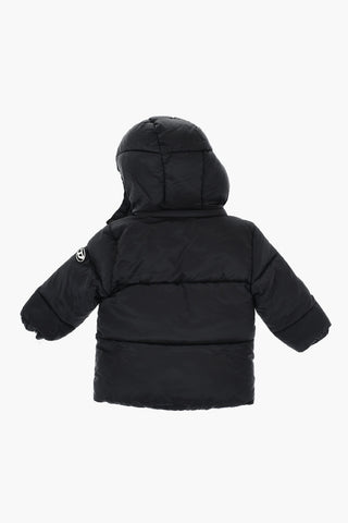 Gepolsterte Jacke mit abnehmbarer Kapuze