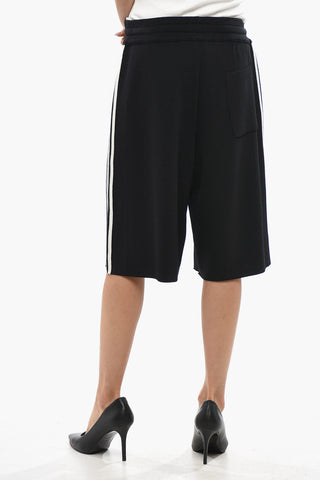 Knit Shorts With Contrasting Side Stripes