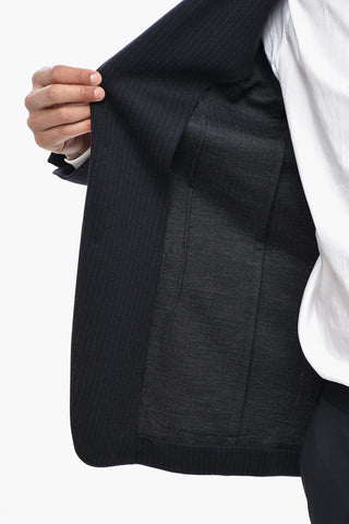 Ungefütterter Blazer aus Schurwoll-Jersey mit Nadelstreifenmuster