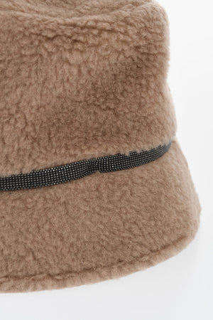 Teddy-Bucket-Hut Mit Schmuckdetail
