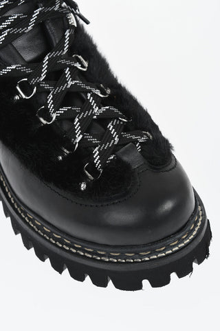 Leder-Combatboots mit Pelzdetails und Track-Sohle