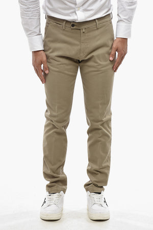 Chinohose aus Baumwollmischung mit Gürtelschlaufen