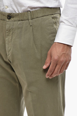 Chinohose aus Stretch-Baumwolle mit elastischem Bund