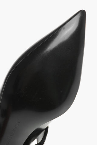 Mary-Jane-Pumps aus veganem Leder mit 5 cm Logoband