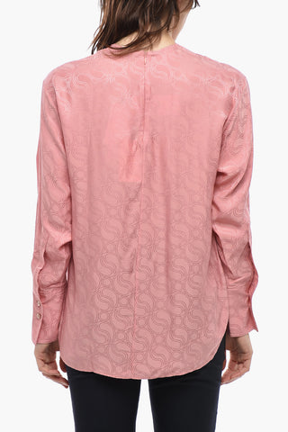 Top Aus Seidenmischung Mit Geometrischem Muster