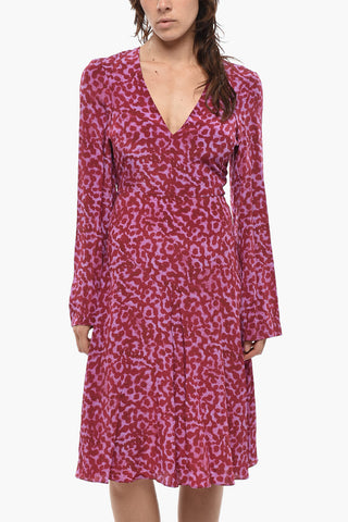 Vestito in Seta a Fantasia Animalier a Maniche Lunghe con Scollo a V
