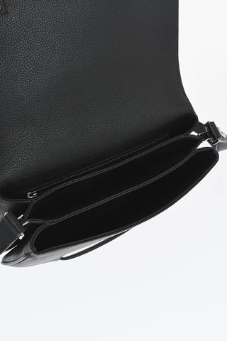 Solid-Color Hammered Leather Shoulder Bag