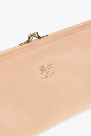 Clutch in Pelle Martellata con Logo Inciso
