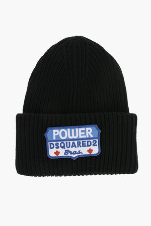 Beanie aus Wolle mit besticktem Patch