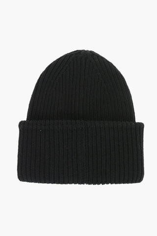 Beanie aus Wolle mit besticktem Aufnäher