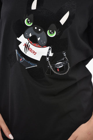 T-Shirt mit Rundhalsausschnitt EASY FIT, einfarbig mit ikonischem Print, verziert mit Strass