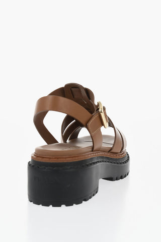 Sandalen aus Leder mit Profilsohle