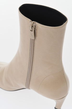 Lederstiefeletten UMA Mit Seitlichem Reißverschluss Und 6cm Absatz