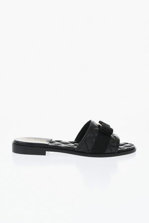 Sandalen LOVEC Aus Gestepptem Leder Mit Schleife