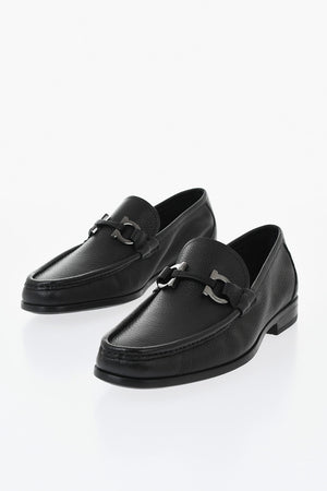Loafer GRANDIOSO aus martelliertem Leder mit ikonischem Monogramm
