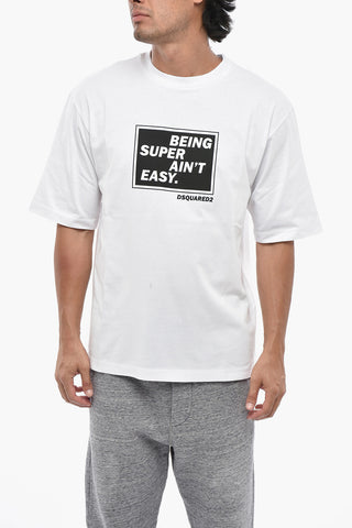 Rundhals-T-Shirt aus Baumwolle mit Kontrastdruck