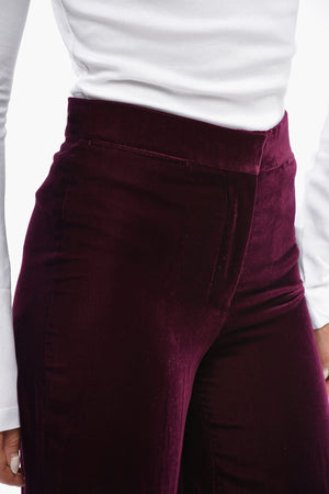 Pantaloni in Velour a Gamba Dritta