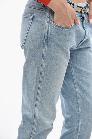 Jeans Mit Geradem Bein Und Industrial-Logo-Gürtel 17cm