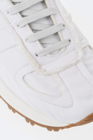MM22 Low-Top-Sneaker aus Leder und Stoff