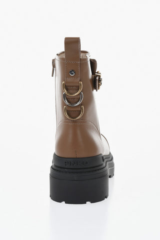 Stiefeletten MIA aus Leder mit Metalldetails