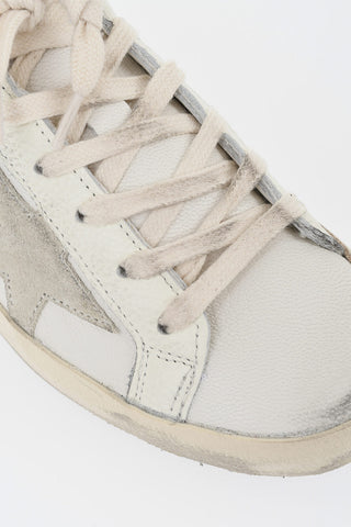 Flache SUPER-STAR DOUBLE QUARTER Sneaker aus Leder mit Vintage-Effekt und Ponyfell-Detail