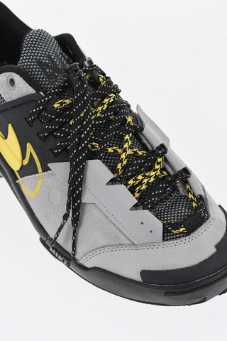 Color-Block Wildleder Sneaker