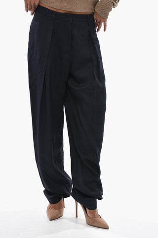 Solid-Color Trousers with One Pleat