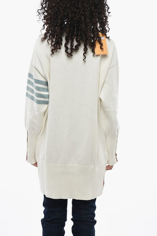Oversize-Fit V-Neck Cardigan