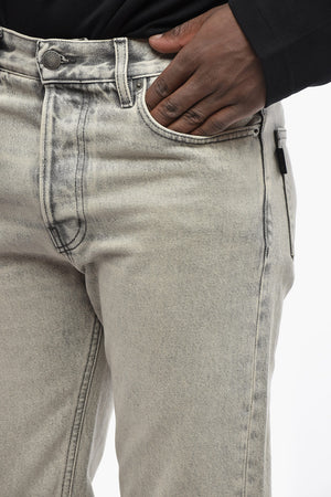 Jeans Regular Fit con Bottoni Logati 21cm