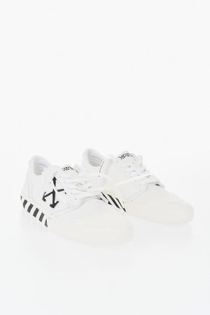 Niedrige UNDERCUT-001 Sneaker Aus Canvas Mit Ikonischer Sohle