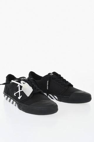 Niedrige UNDERCUT-001 Sneaker Aus Canvas Mit Ikonischer Sohle