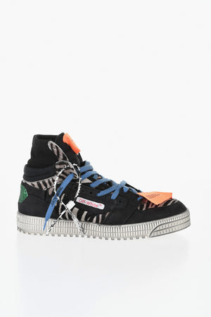 Hohe Sneaker aus Ponyhaar mit kontrastierenden Applikationen