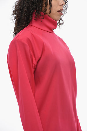 Einfarbiges A-Linien-Kleid aus Seidenmischung mit hohem Kragen
