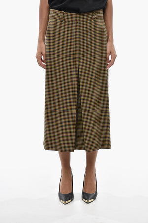 Wide-Leg Wool Shorts With Houndstooth Pattern