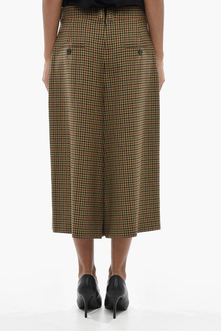 Wide-Leg Wool Shorts With Houndstooth Pattern