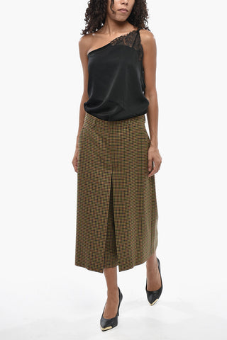 Wide-Leg Wool Shorts With Houndstooth Pattern