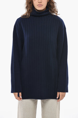 Maglia a Collo Alto in Lana a Costine