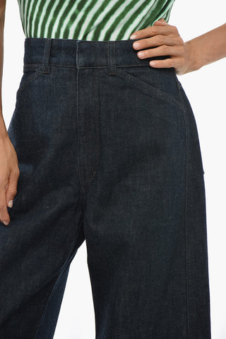 High-Waisted Curved Jeans 26cm