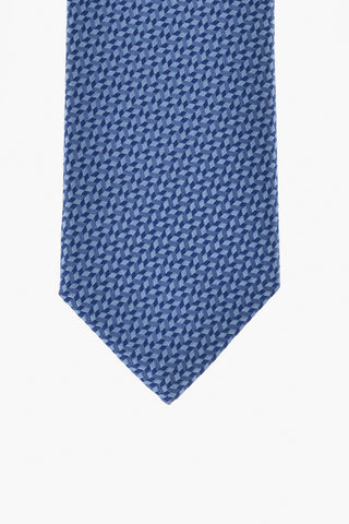 Silk Tie With Wave Pattern