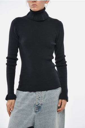 Pullover aus Wollmix mit Rollkragen und goldenem Metalllogo
